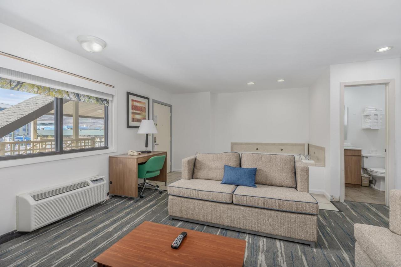 Crossroads Inn & Suites Gatlinburg Extérieur photo