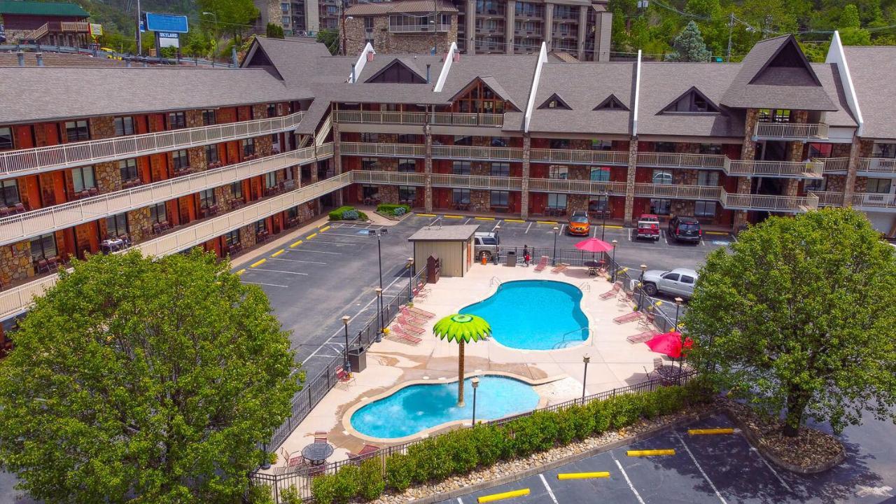 Crossroads Inn & Suites Gatlinburg Extérieur photo