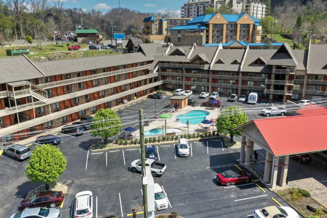 Crossroads Inn & Suites Gatlinburg Extérieur photo
